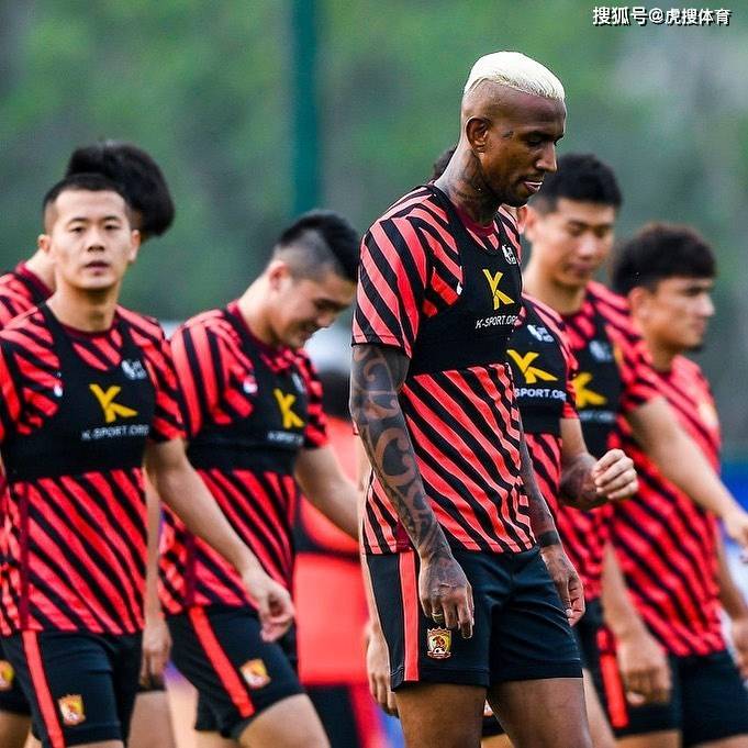 关于转会期亚冠传出新动向，国际米兰状态回暖，管理层表态——球迷炸锅，球探报告显示潜力的信息-九博国际