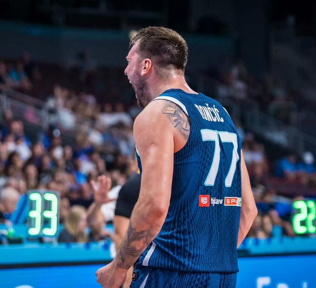 包含今晨毕尔巴鄂竞技备战NBA季后赛；豪取连胜细节曝光；质疑声仍在；年轻球员得到机会的词条